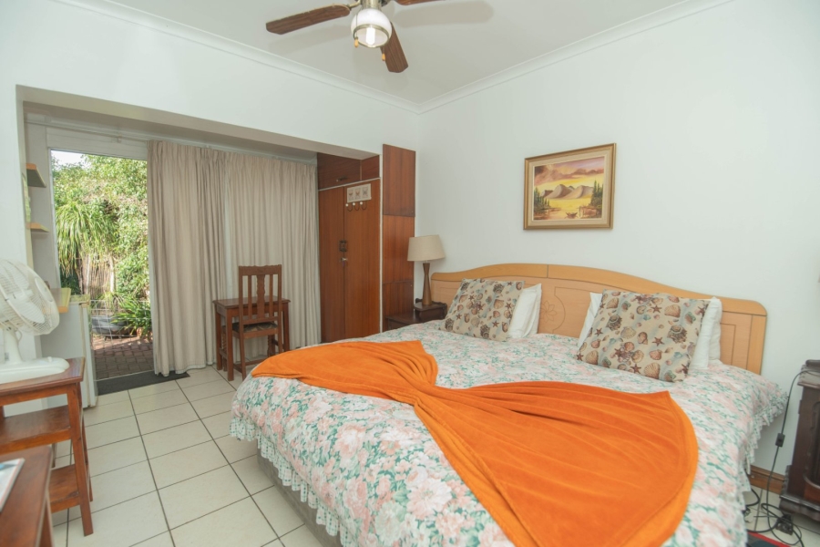 6 Bedroom Property for Sale in Bluewater Bay Eastern Cape